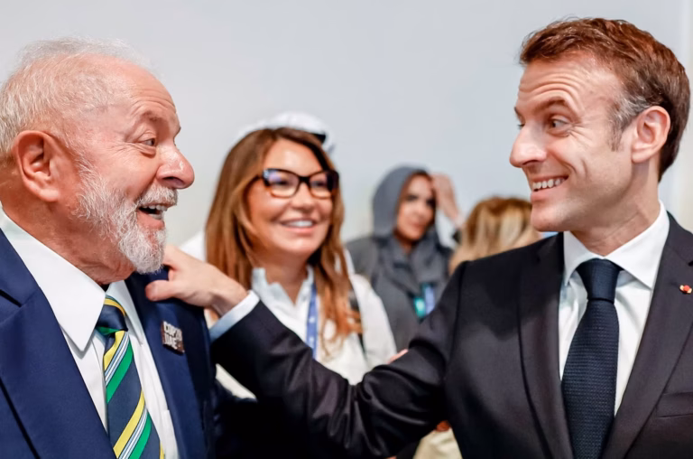 François Ruffin en 2026 : 4 engagements sociaux concrets